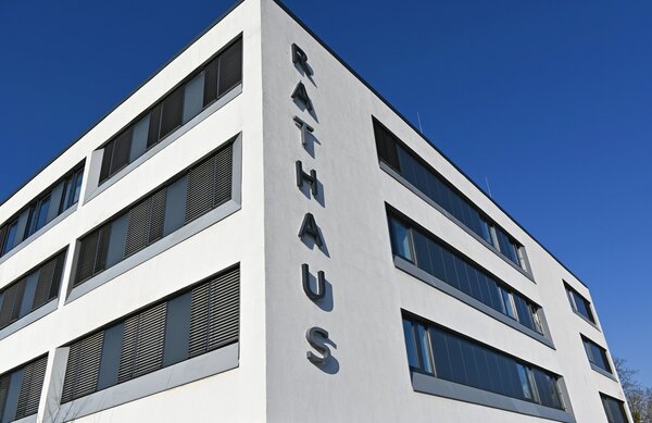 Außenansicht des Rathauses